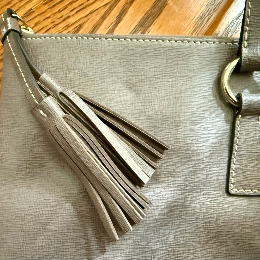 Dooney & Bourke Elegant Gray Tote - Picture 4 of 12